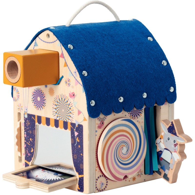 La maison des illusions d'optique en bois LILLIPUTIENS