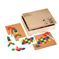 Coffret en bois jeu du marteau