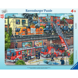 Puzzle à cadre de 48 pièces, les pompiers sur la voie ferrée