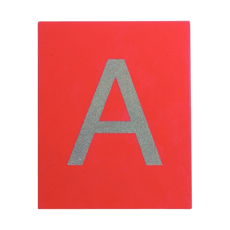 Lot de 26 lettres 16x13 cm relief + boite