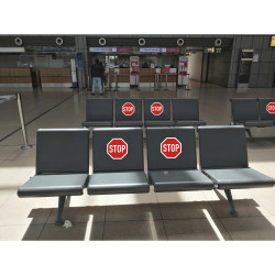 Panneau PVC adhésif antidérapant Stop 30 cm