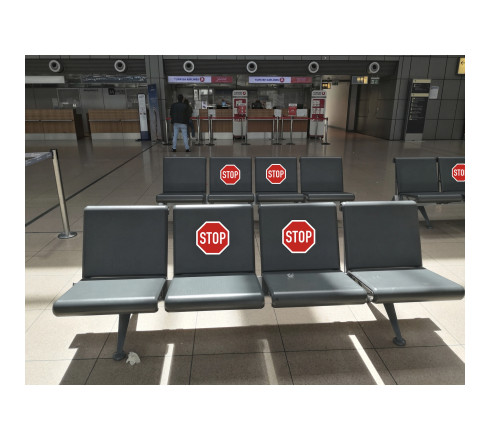 Panneau PVC adhésif antidérapant Stop 30 cm