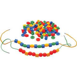 Baril de 630 perles de formes er de couleurs assorties