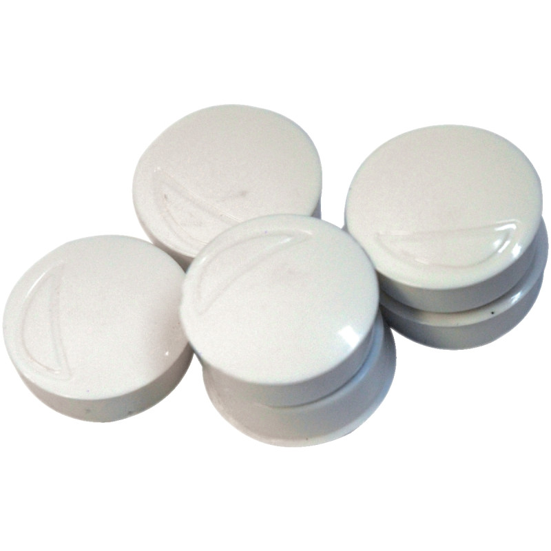 Blister de 6 punaises magnétiques, diamètre 22 mm. Blanc