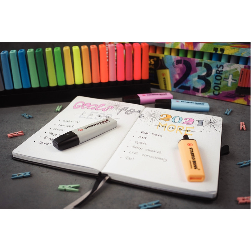 Set de bureau 23 surligneurs Boss assortis
