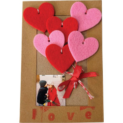 Sachet de 120 perles en feutrine de 4 formes assorties