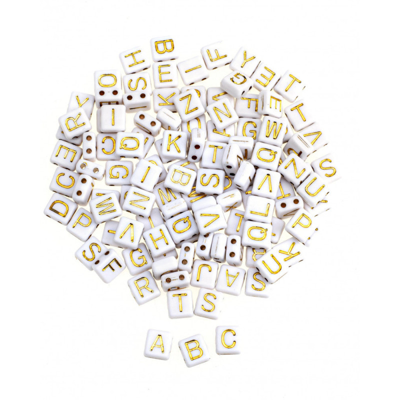 Perles cubes en plastique avec trou alphabet blanc/or