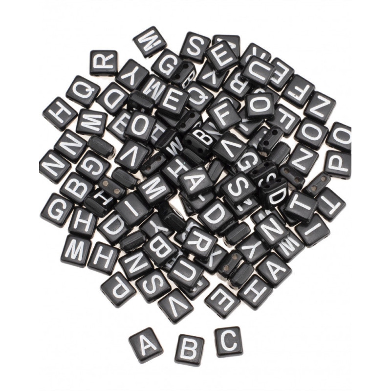 Perles cubes en plastique avec trou alphabet noir/blanc