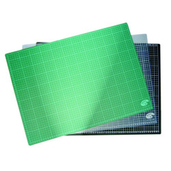 Plaque de coupe opaque ou translucide - Opaque verte 90x120